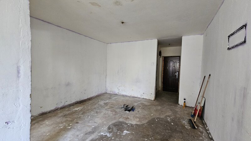 Piata Delfinului, Mega Mall, Chisinau, Dobrina,