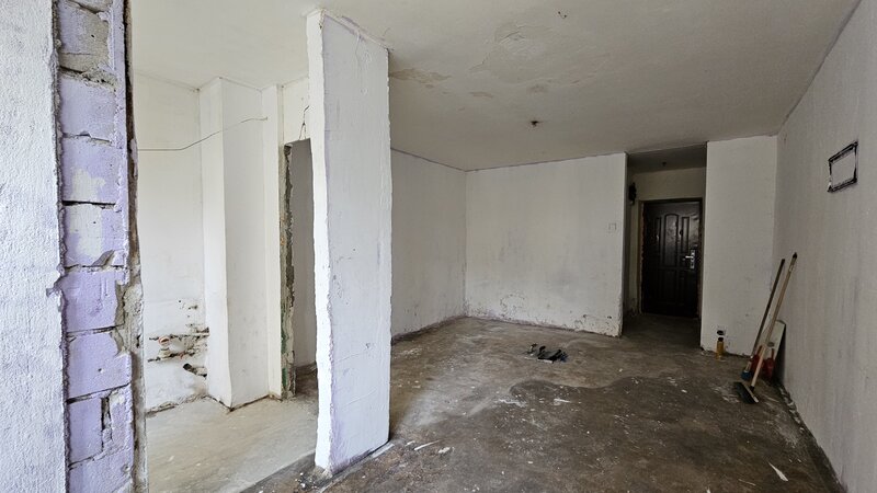 Piata Delfinului, Mega Mall, Chisinau, Dobrina,