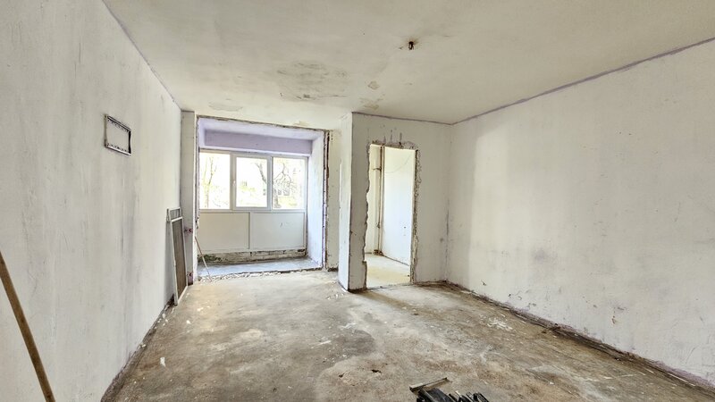 Piata Delfinului, Mega Mall, Chisinau, Dobrina,