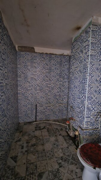 Piata Delfinului, Mega Mall, Chisinau, Dobrina,